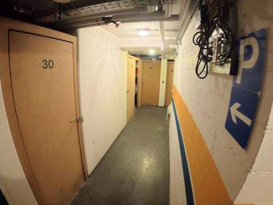 Kellerabteil Richtung TG