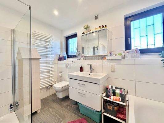 Badezimmer Erdgeschoss 