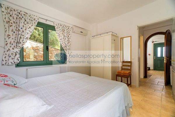 628341c740874a03af30b62ee2c45ecb-original