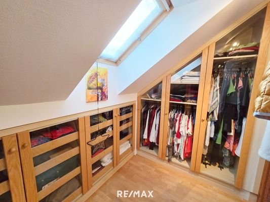 11_Ankleidezimmer DG