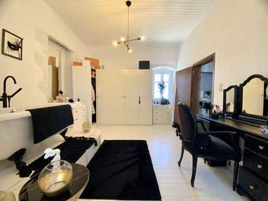 Wunderschön Renovierte Villa mit Meer- und Bergblick zum Verkauf in Xirosterni