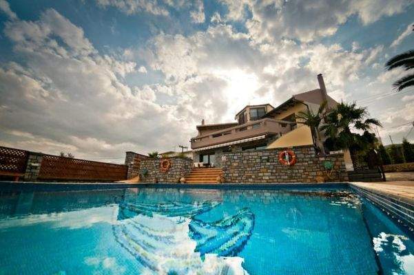 Kreta, Katsikia: Luxuriöse Villa mit Pool, Garten, Meerblick zu verkaufen