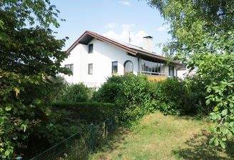 Wohnhaus mitten im Grünen