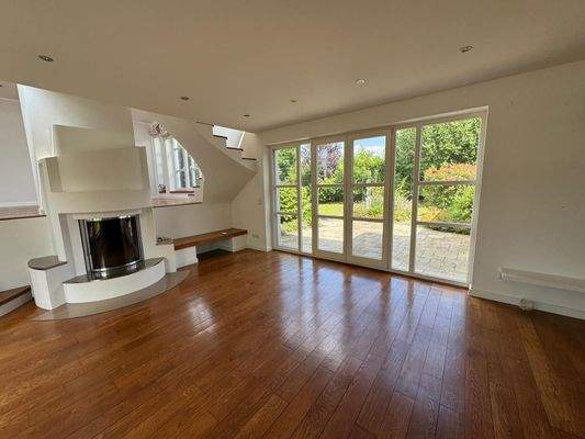 der Kamin und die Terrasse