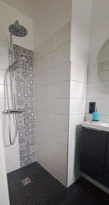 Gäste-Duschbad