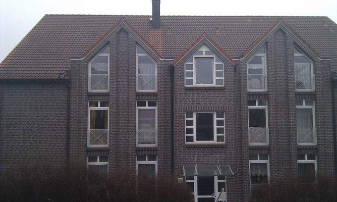 Vorderseite Hausansicht