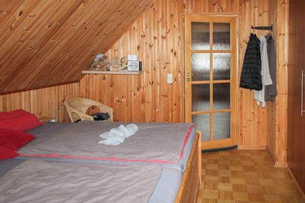 Schlafzimmer_Sicht_1