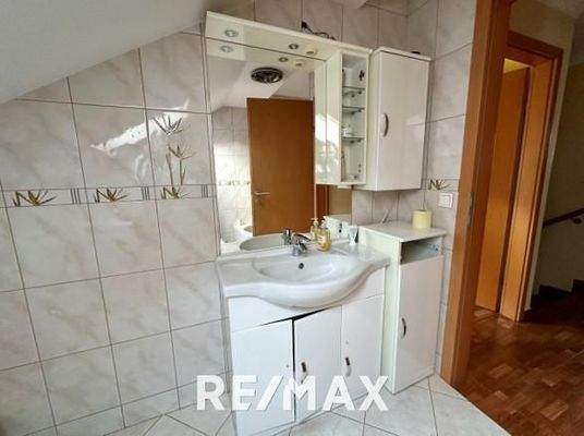 Objekt 2 - Wohnung 3 - Badezimmer