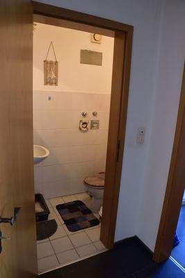 separates WC!