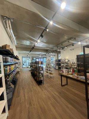 Ladenfläche Blickrichtung Moorstr.