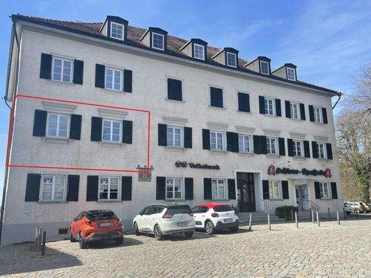 Wohn- und Geschäftshaus