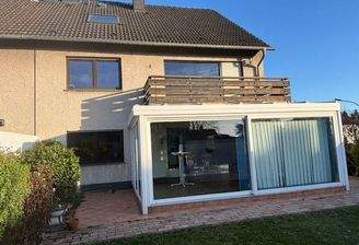 Rückansicht mit Wintergarten