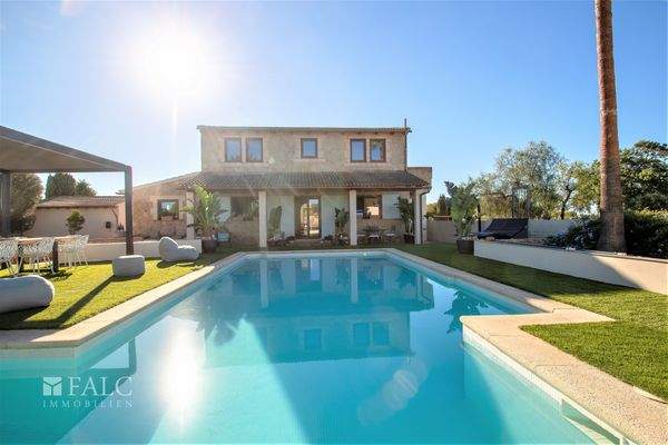 Haus und Pool _ Casa y piscina