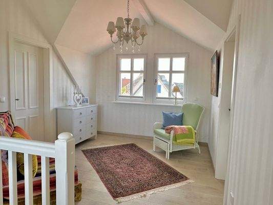 Imposanter, zentraler Flurbereich im Obergeschoss