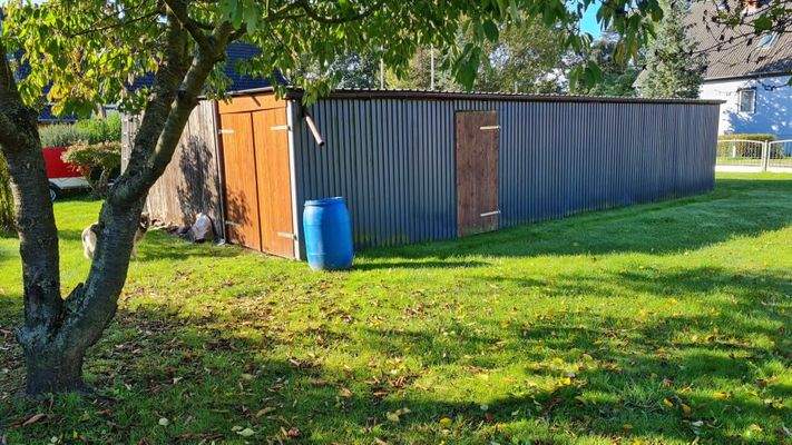 Hundezwinger / Doppelcarport / Garage