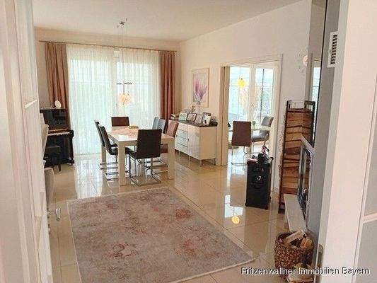 Wohn - Esszimmer Bild 1