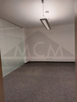 Kleines Büro/ Besprechungszimmer