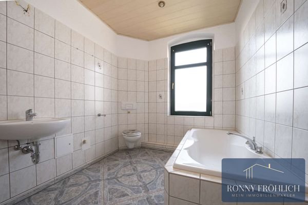DG links Wohnung 3-10