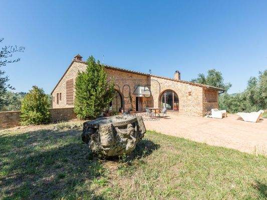 Exklusives toskanisches Landhaus mit Panoramablick auf die Türme von San Gimignano