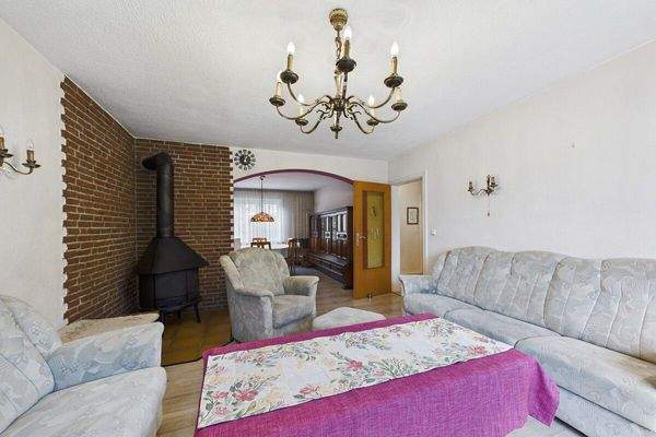 CAM03586G0-PR0066-STILL024