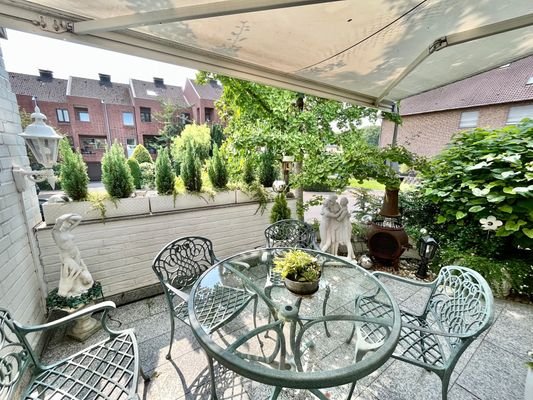 Terrasse Süd/ West-Ausrichtung