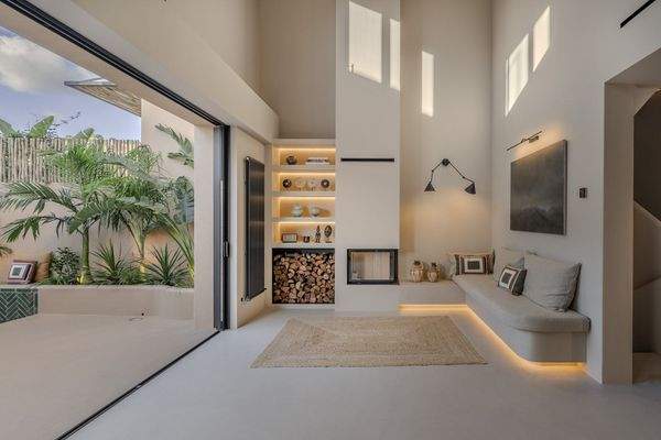 Wohnbereich mit angrenzender Terrasse