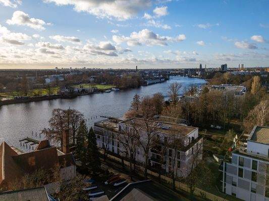 Umgebung direkt an der Spree