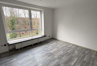 Wohn- & Schlafzimmer