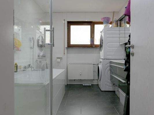 EG - Badezimmer und ...