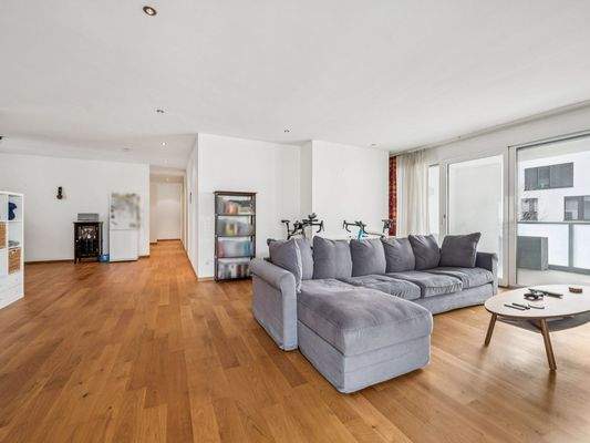 Wohnzimmer Richtung Eingang