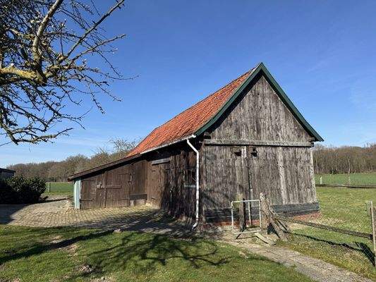 Weiteres Nebengebäude 