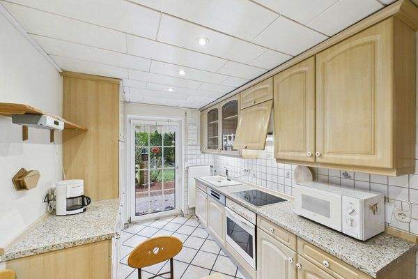 CAM03586G0-PR0066-STILL029