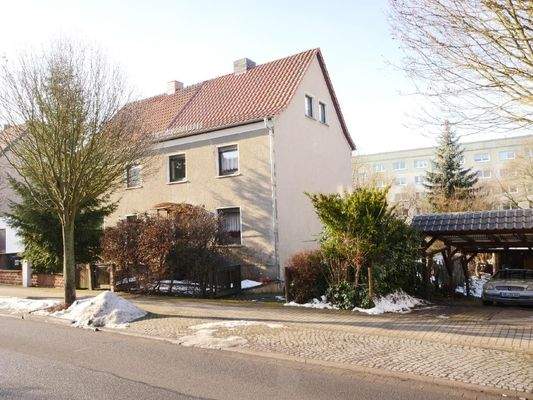  Klassische DOPPELHAUSHÄLFTE