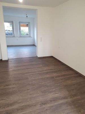 Blick v. WZ in die Küche EG