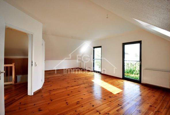 OG - Schlafzimmer 1-1.jpg