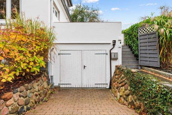 Garage für bis zu 2 KFZs