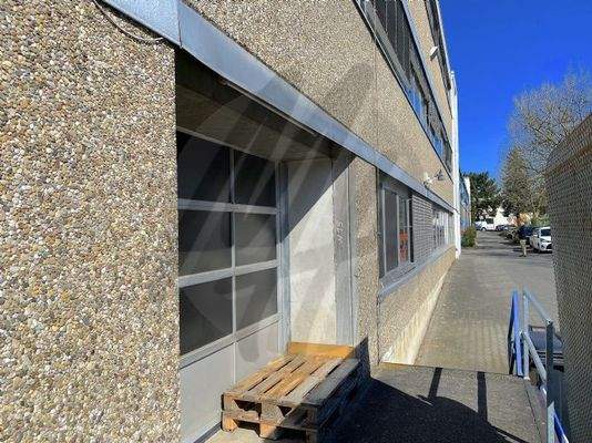 INFOS UNTER: 06171-586000