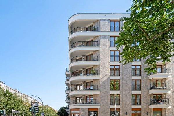 backbone_510820-A_019_WEB