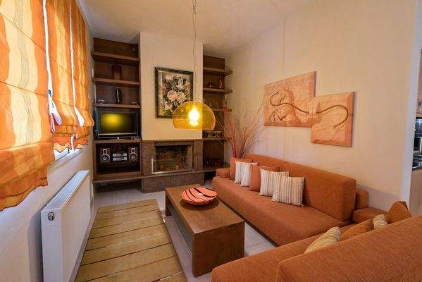 Villa-for-sale-in-Rousospiti-Houses-for-sale-in-Ro