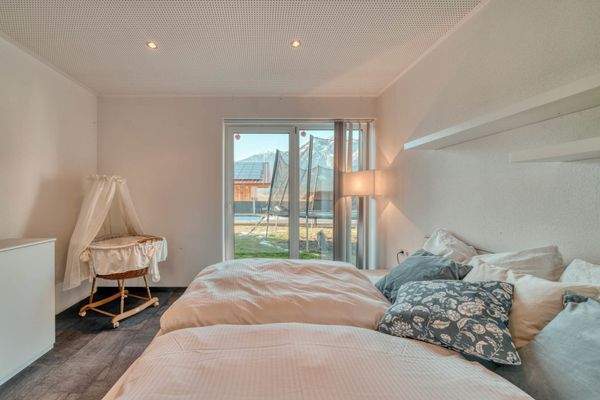 Wohnung 2 - Schlafzimmer