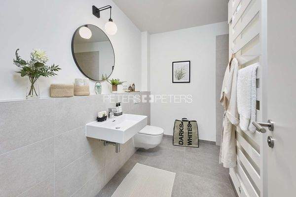 Duschbad (Musterwohnung)