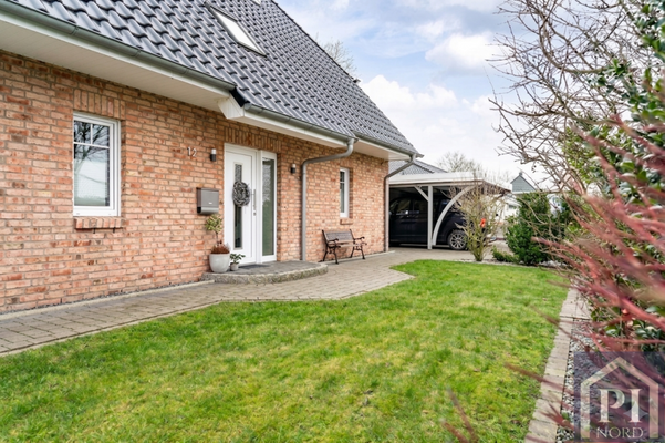 Elegante Klinkerfassade im zeitlosen Design