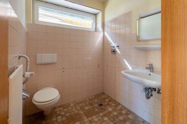 Bad II Gemeinschaftsraum Haus B