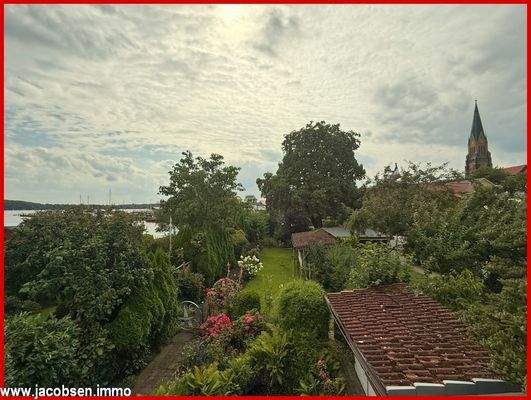 Blick aus dem Hinterhaus vom OG Schlafzimmer