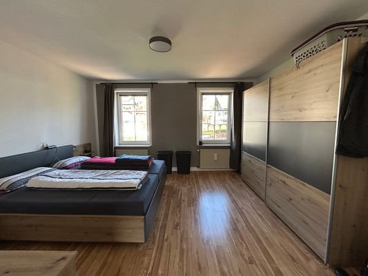 Schlafzimmer OG