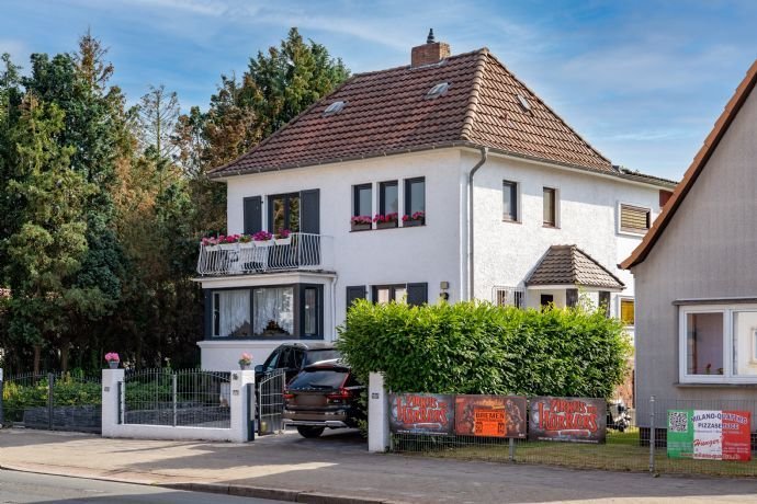 Charmante Stadtvilla mit Garage und herrlichem Garten in Delmenhorst