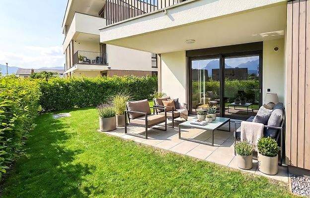 Riesacker_KI_Staging_B01_Garten