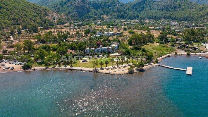 Seafront Boutique Hotel with Private Beach and 30 Rooms in Marmaris