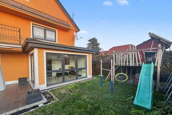 Wintergarten + Spielbereich