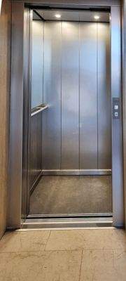 Aufzug (modernisiert)